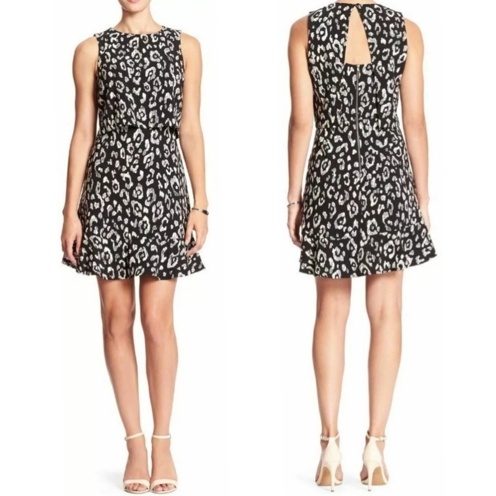 BANANA REPUBLIC Black & White Leopard Print Flounce Fit & Flair Dress Size 0